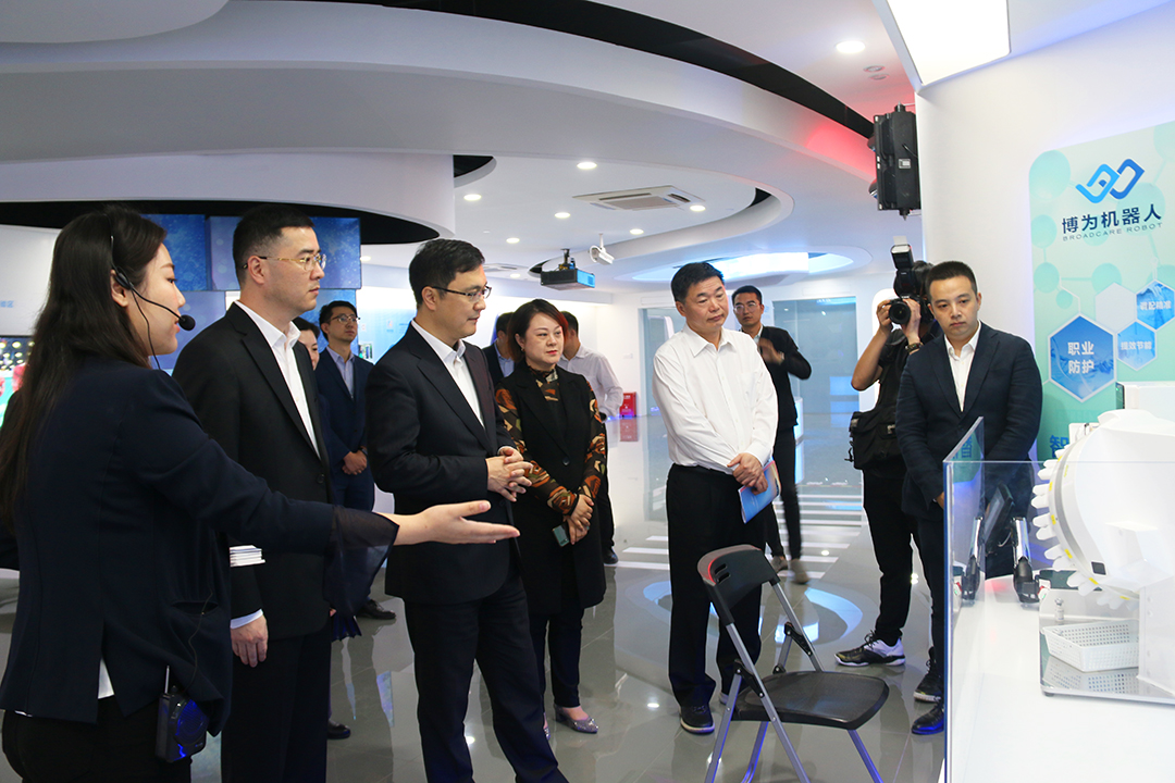 孔雀計劃展示交流中心，助力“人才賦能  助力鵬城”系列活動開展